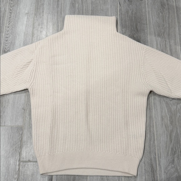 Wilfred Sweaters - Wilfred Soft Cream Turtleneck Sweater size large NWOT